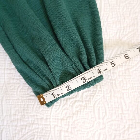 R Vivimos women's mini dress, size L, Olive Green, with front bow, puffed textur - Picture 11 of 13